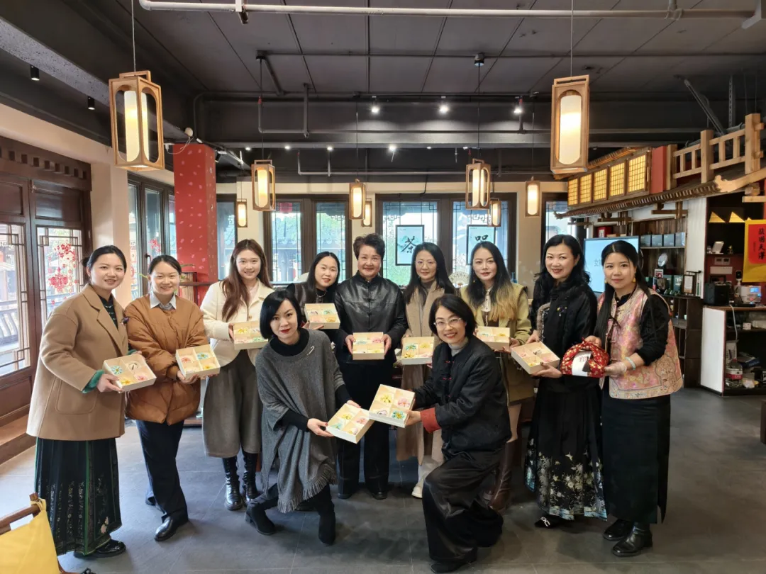 省经促会开展女性主题手作沙龙