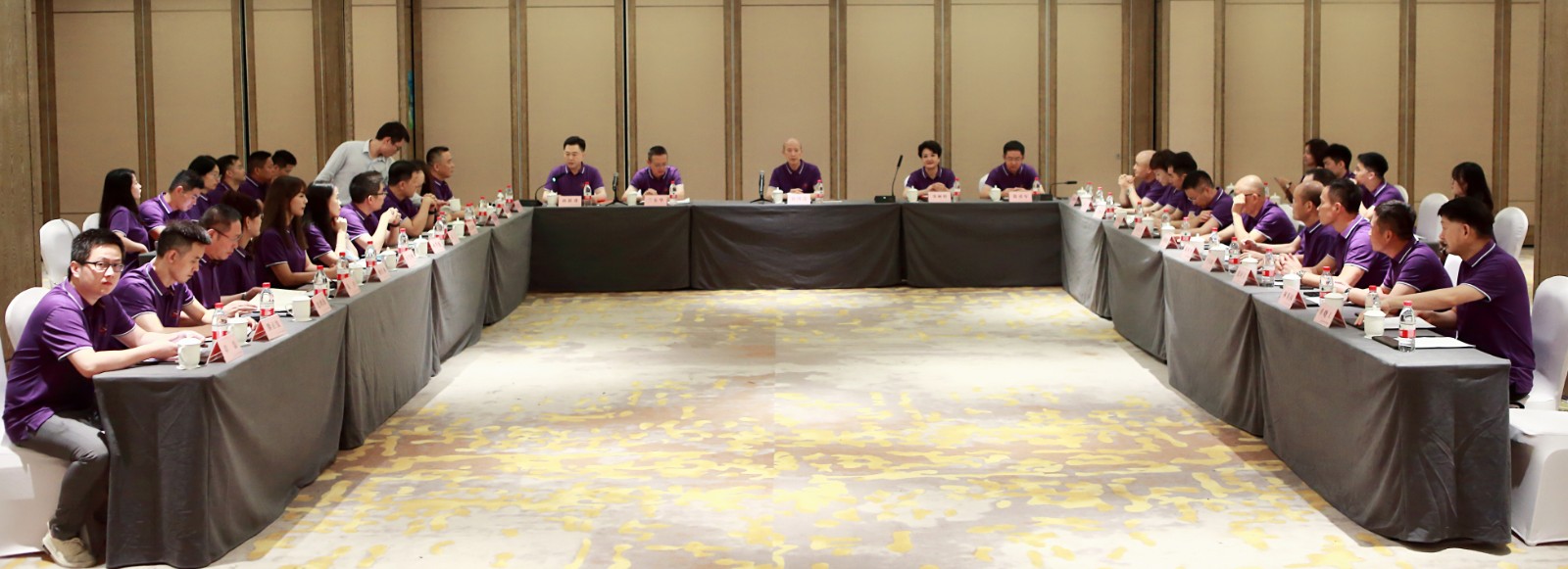 会场1.jpg